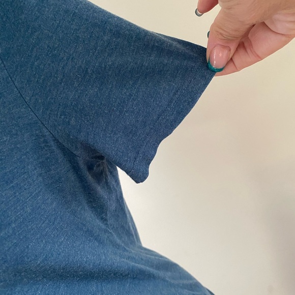 Life is Good V Neck Tee - Picture 4 of 6